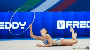 app f hoop raffaeli sofia ita sfe02986 copia simone ferraro ph